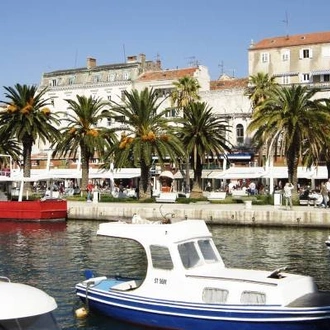 tourhub | On The Go Tours | Gondolas, Lakes & Split - 9 Days 