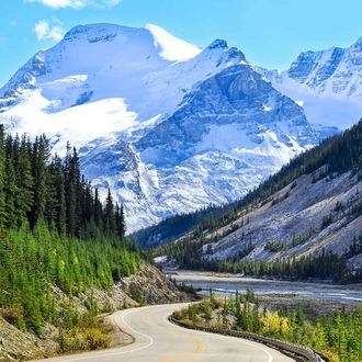 tourhub | Explore! | Walking in the Canadian Rockies 