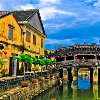 tourhub | Mr Linh's Adventures | Experience the Highlights of Central Vietnam 6 days 5 nights 