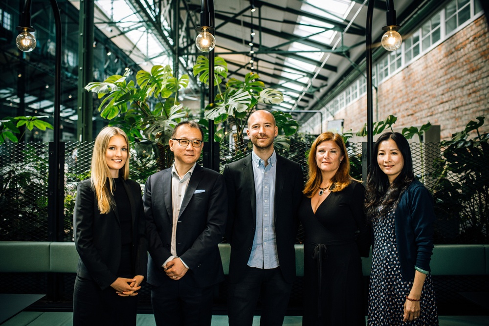 Shareholder team: Alexandra Kulldorff, vd Eric Zhang, Markus Holmberg, Karin Ebbinghaus (Almi Invest) och Hongxia Li Karlsson