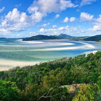 tourhub | G Adventures | Brisbane to Cairns Experience: Sand Dunes & the Whitsundays 