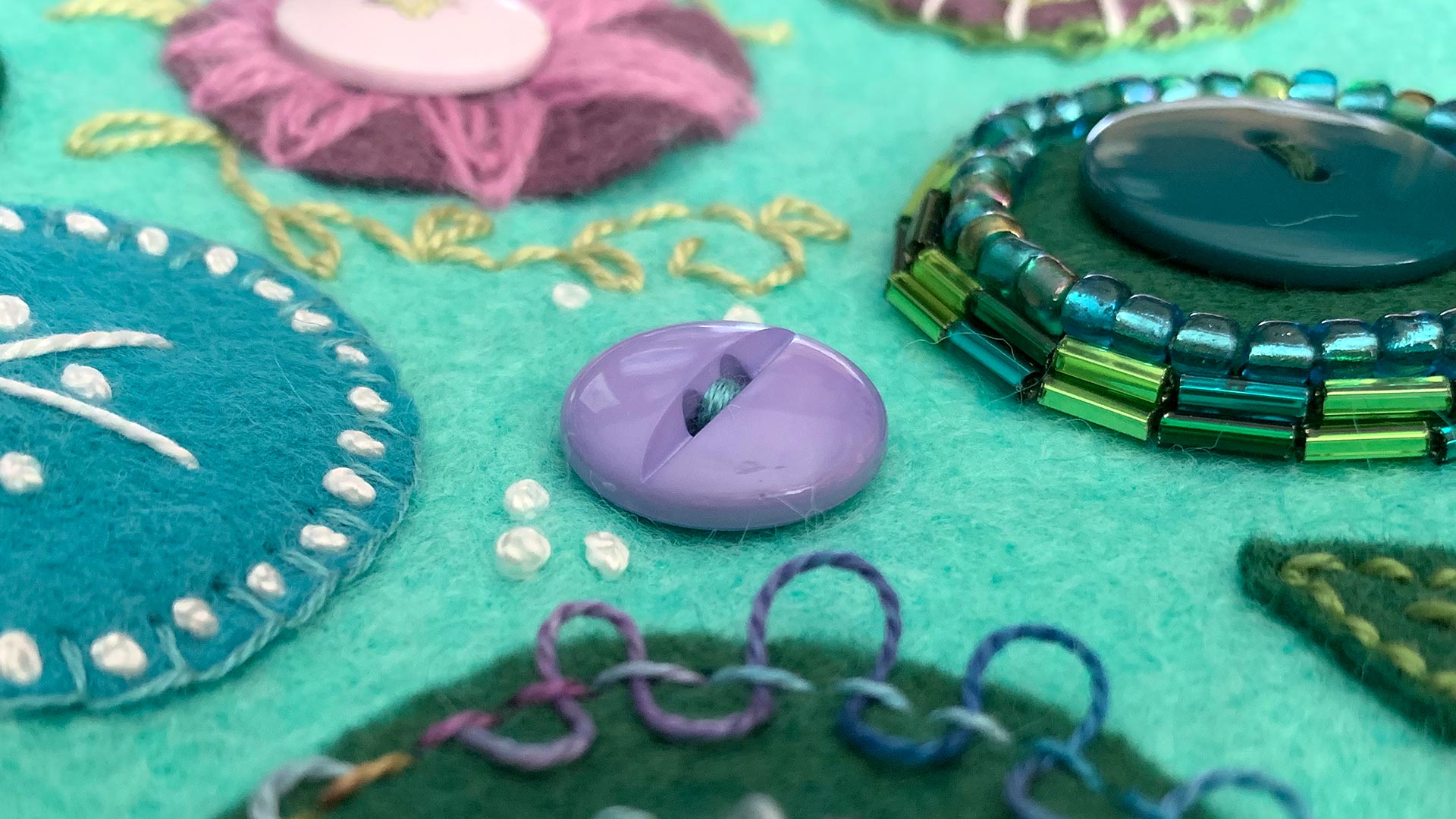 30-days-of-felt-appliqu-beth-colletti-stitching-school