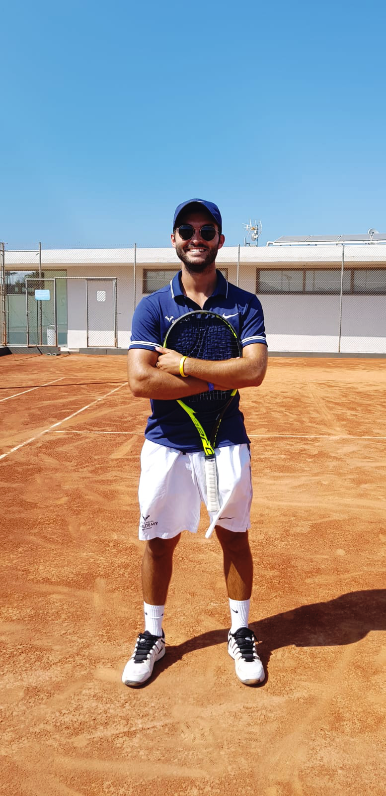 Alejandro S. teaches tennis lessons in Phoenix, AZ