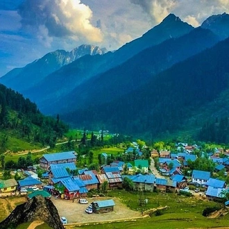 tourhub | Holiday Tours and Travels | 7-Days Honeymoon package of Kashmir from Srinagar 