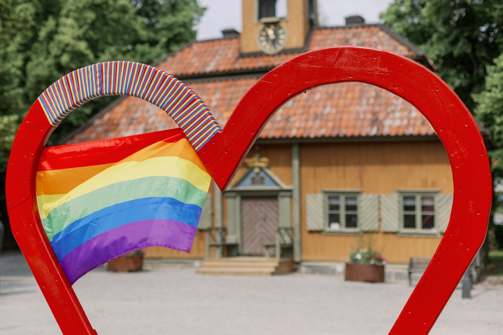 Drop in bröllop 2 augusti i Sigtuna under Prideveckan 2022.