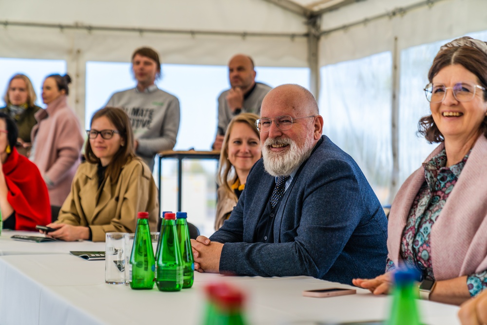 Vice President of the European Commission, Frans Timmermans met with Ragn-Sells during his visit to Estonia. 