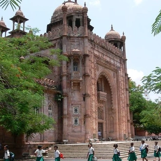 tourhub | Agora Voyages | Chennai Delights: Exploring The Best Of The City Tour 