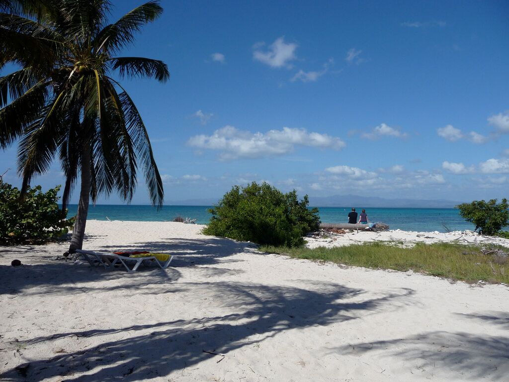 beach resorts lodging in cuba