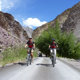 tourhub | SpiceRoads Cycling | Biking India's Nubra Valley 