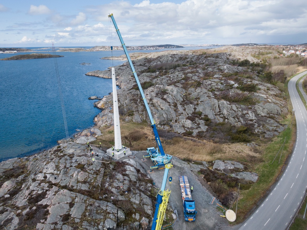 Wooden wind power tower, delivered by Modvion.