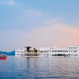 tourhub | Jee Tours | 7-Day Private Udaipur, Chittaurgarh, Pushkar and Jaipur Tour 