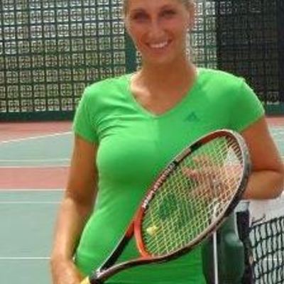 Maja S. teaches tennis lessons in Ocean Springs, MS