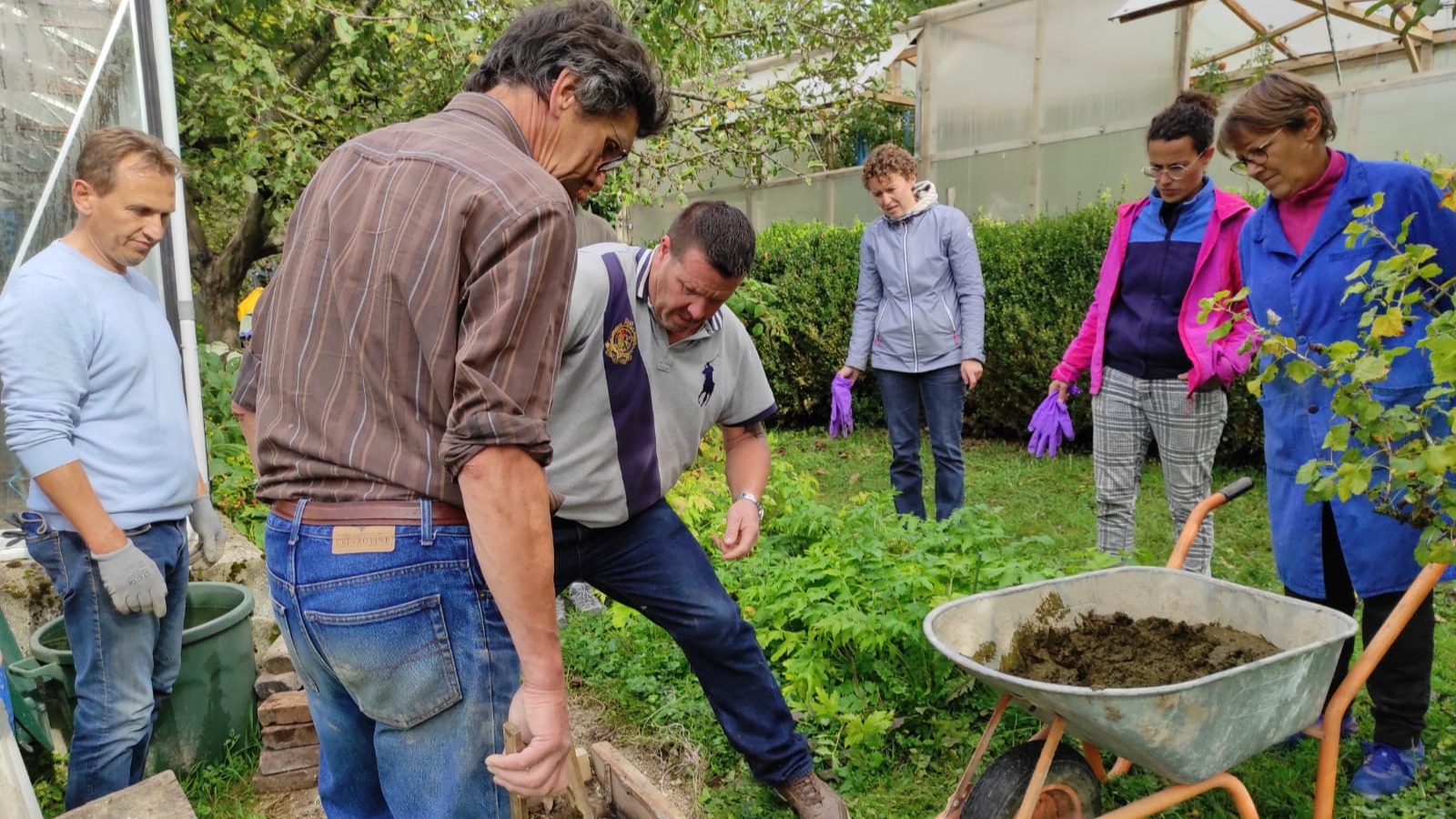 Représentation de la formation : La Biodynamie, Agronomie ou Science obscure ? » 
D’un système agricole dégradant, vers un système "agradant