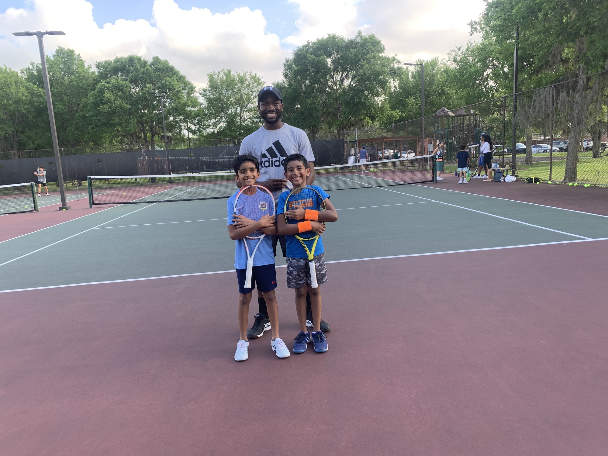 Abiola K. teaches tennis lessons in Sugar Land , TX