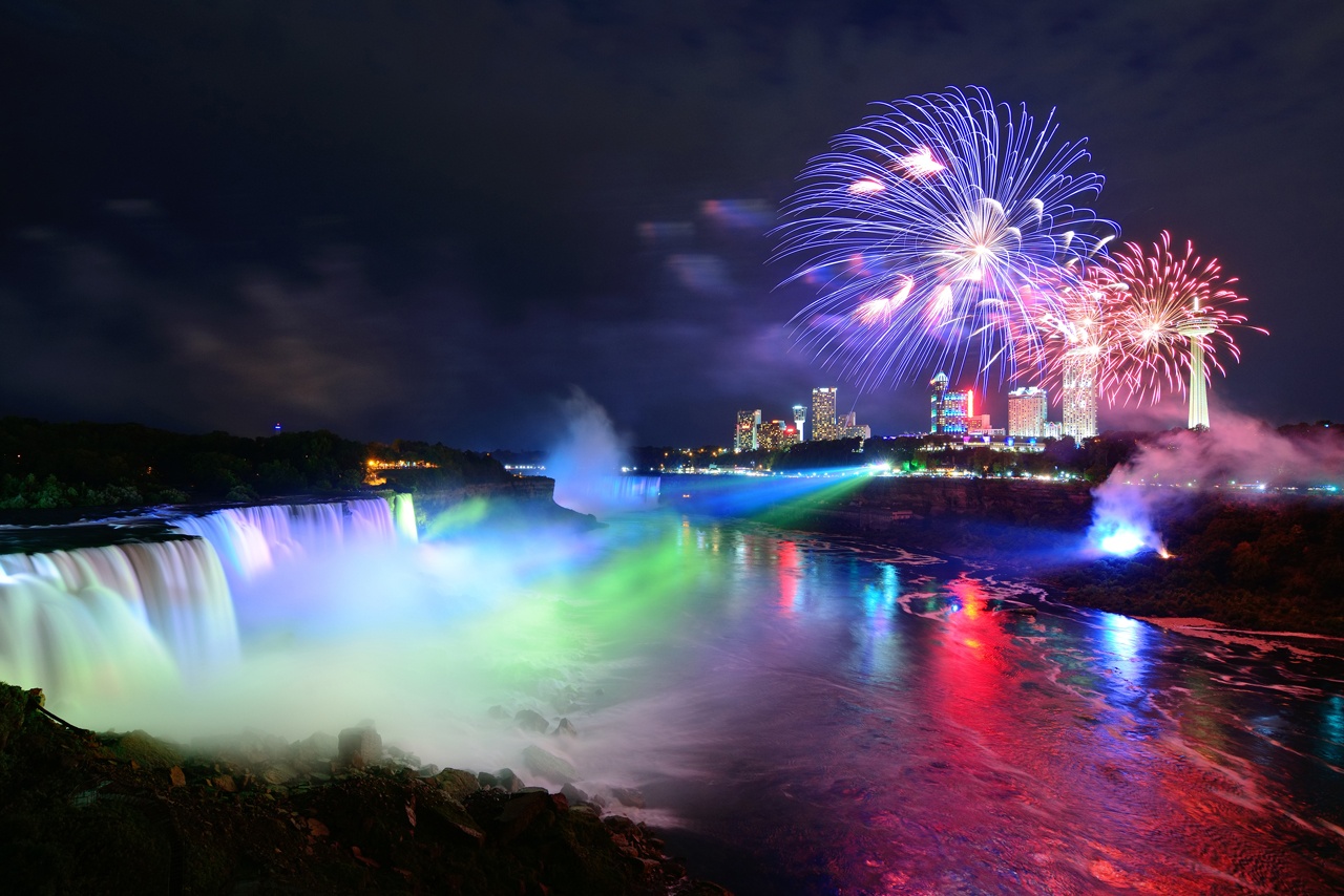 Niagara Day and Night Summer Tour and Boat Ride
