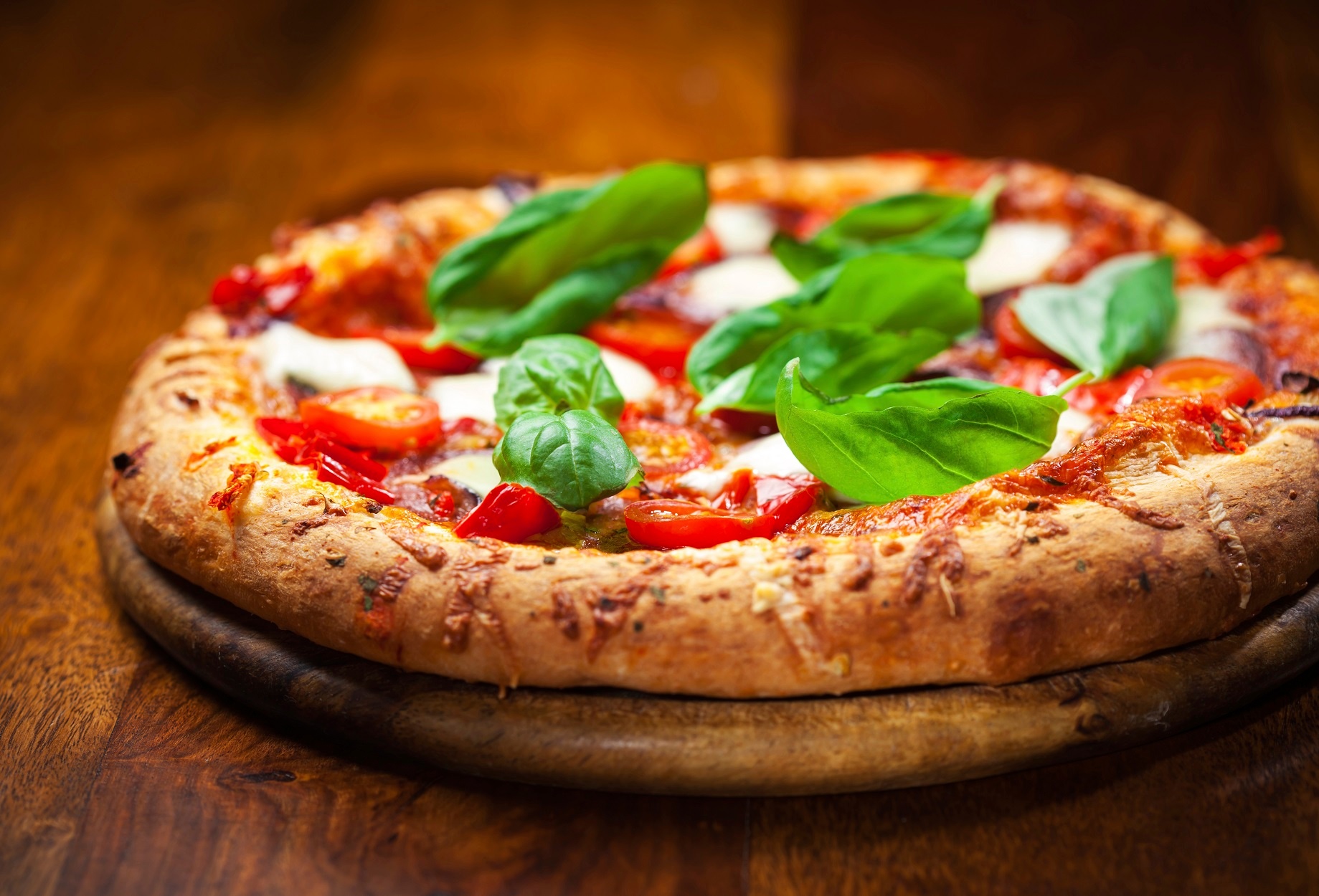 An Unforgettable Family Foodie Activity Tour in Italy: Pizza and Gelato lesson with a local Chef | Graduation Certificate | 