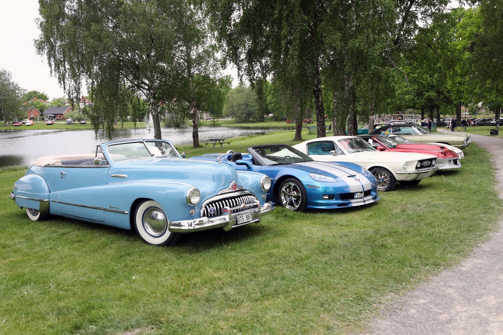 Kultur på väg är Motorhistoriska Riksförbundets och Nostalgia Magazins arrangörstävling i samband med firandet av Motorhistoriska dagen. Årets vinnararrangemang hölls i Emmaboda.