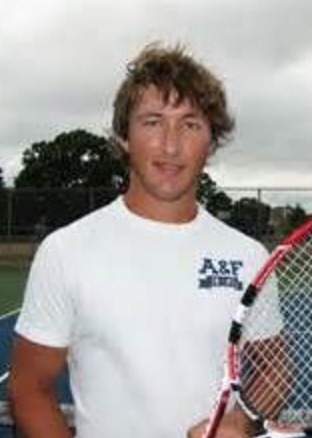 Raymond L. teaches tennis lessons in Fairhaven , MA