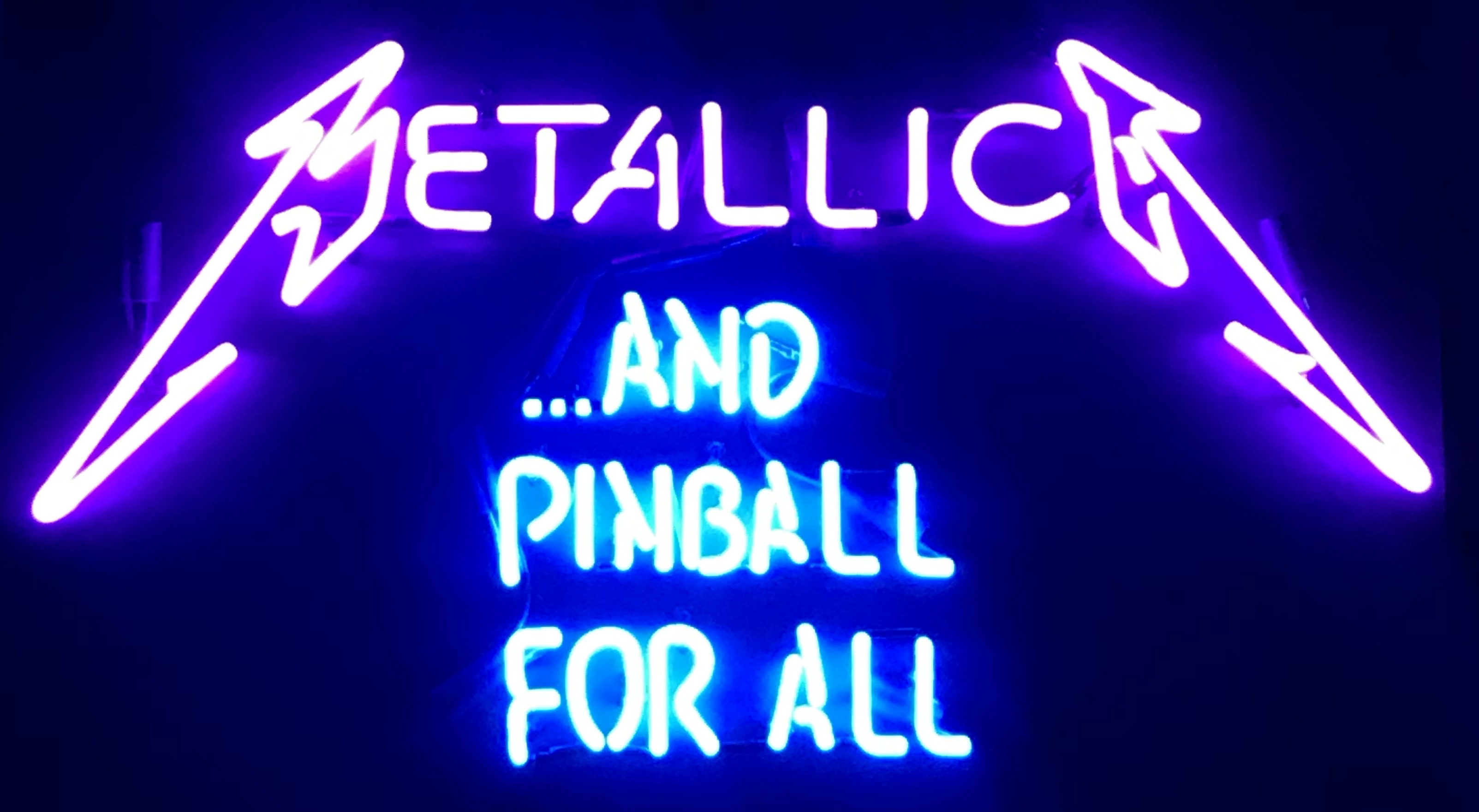 Metallica-neon-sign | Collectionzz