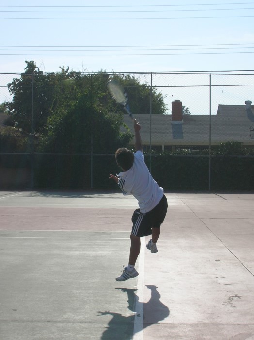 Christopher L. teaches tennis lessons in Santa Ana, CA