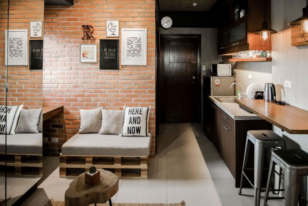 cermin di desain apartemen studio minimalis