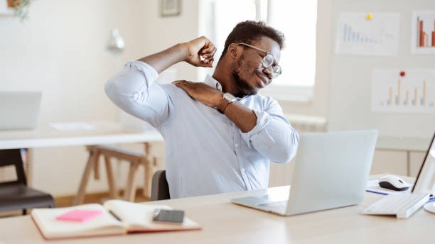 Représentation de la formation : GESTES ET POSTURES : Prevention des TMS ( personnel administratif )