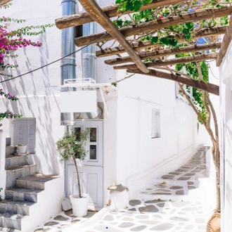 tourhub | Destination Services Greece | Island Hopping, A Glimpse of the Cyclades: Mykonos, Sifnos & Paros 