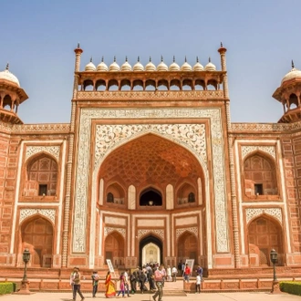 tourhub | Travel Department | India’s Golden Triangle: Taj Mahal & Ranthambore Safari incl. Dubai extension 