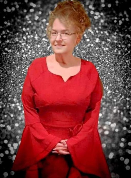 Lois Giles Profile Photo