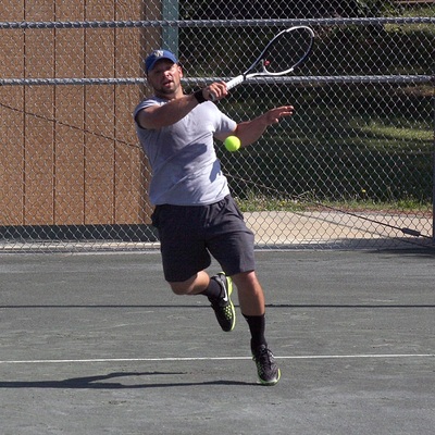 Matthew R. teaches tennis lessons in Siloam Springs, AR