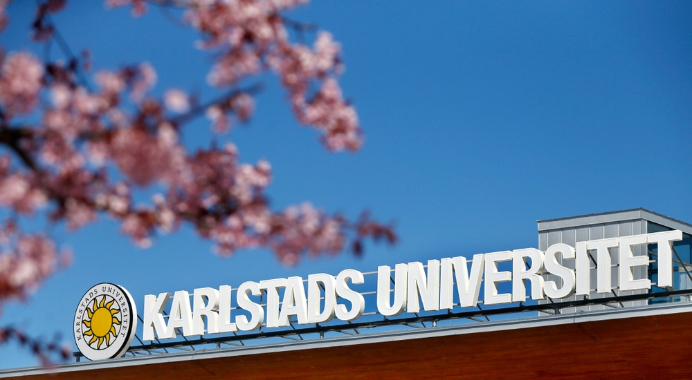Karlstads universitets skylt