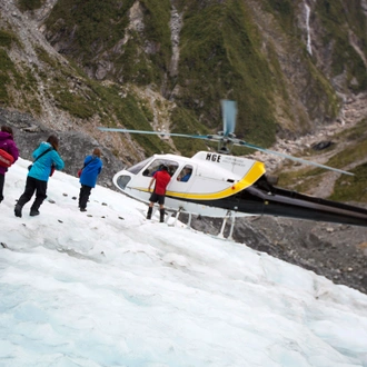 tourhub | G Adventures | Australia and New Zealand: Surfing & National Parks 