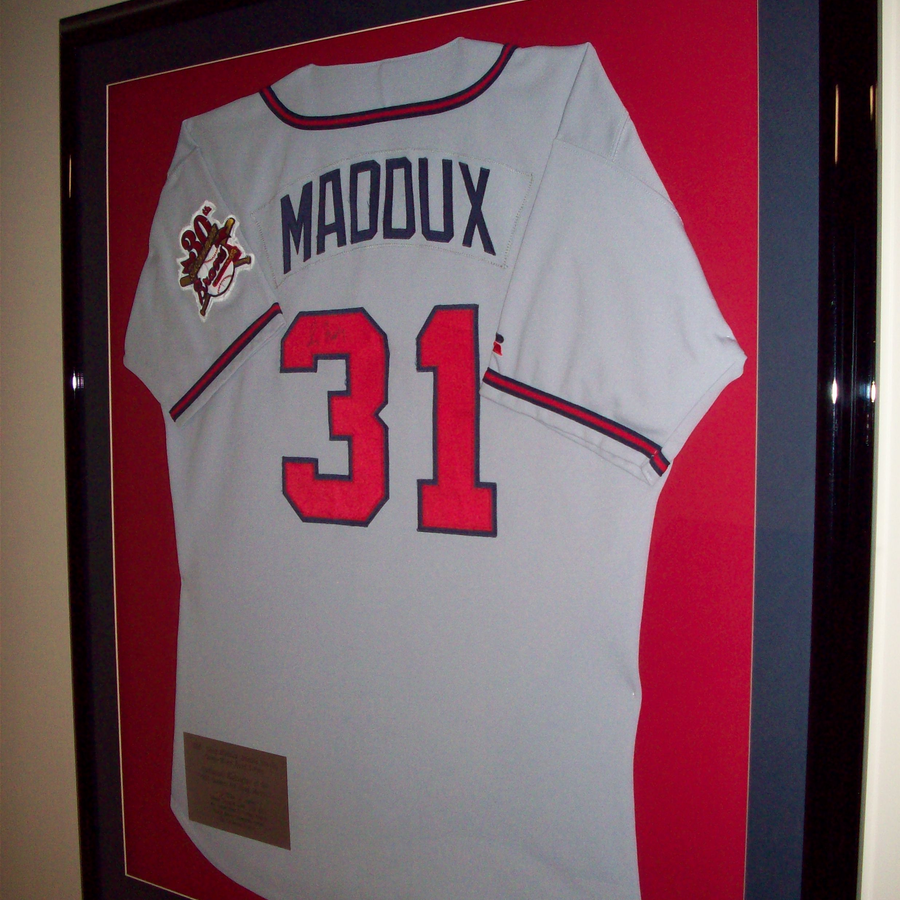 Lot Detail - 1995 Greg Maddux Atlanta Braves Game Worn Road Jersey with  30th Anniversary Patch