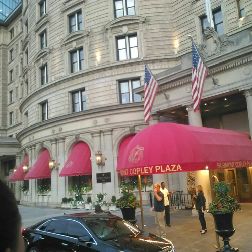 The real life Tipton hotel for those who remember The Suite Life of Zach and Cody!
