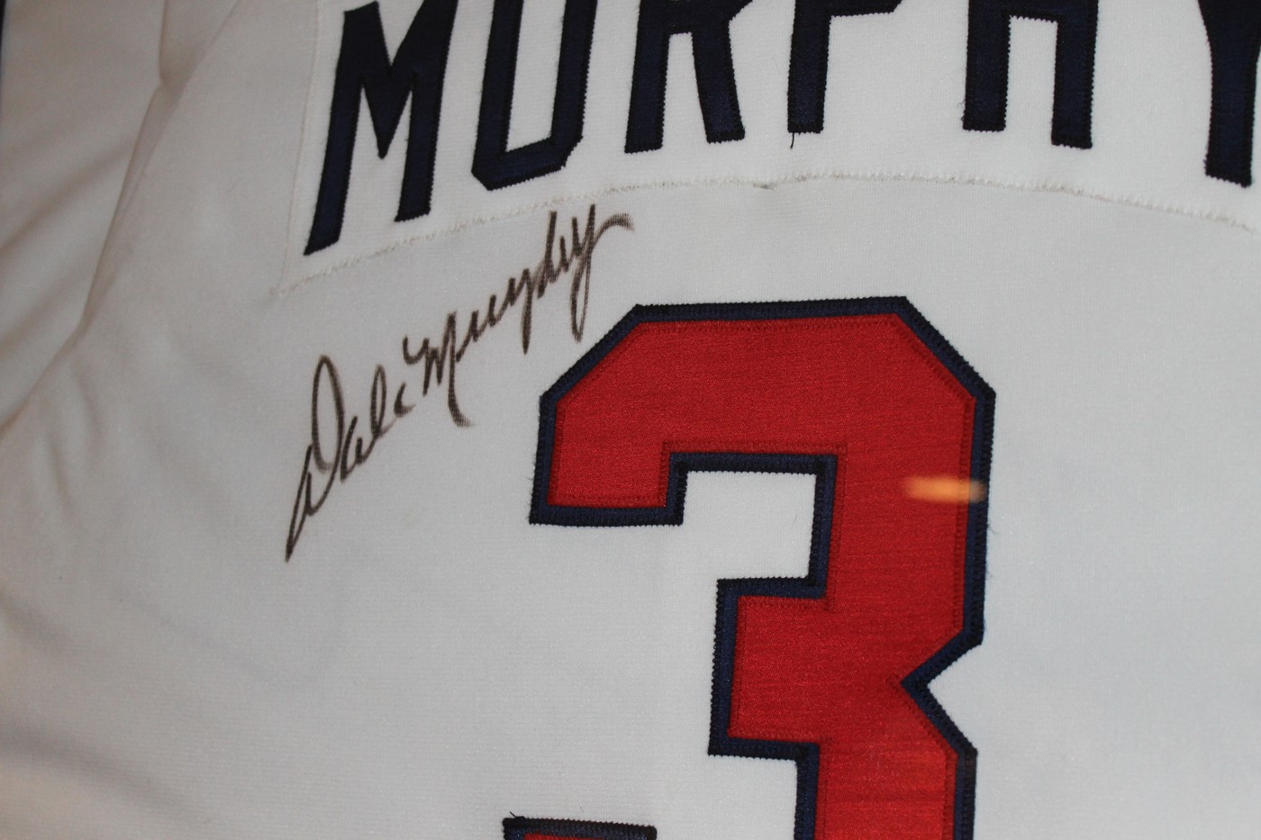 DALE MURPHY (Braves red SKYLINE) Signed Autographed Framed Jersey