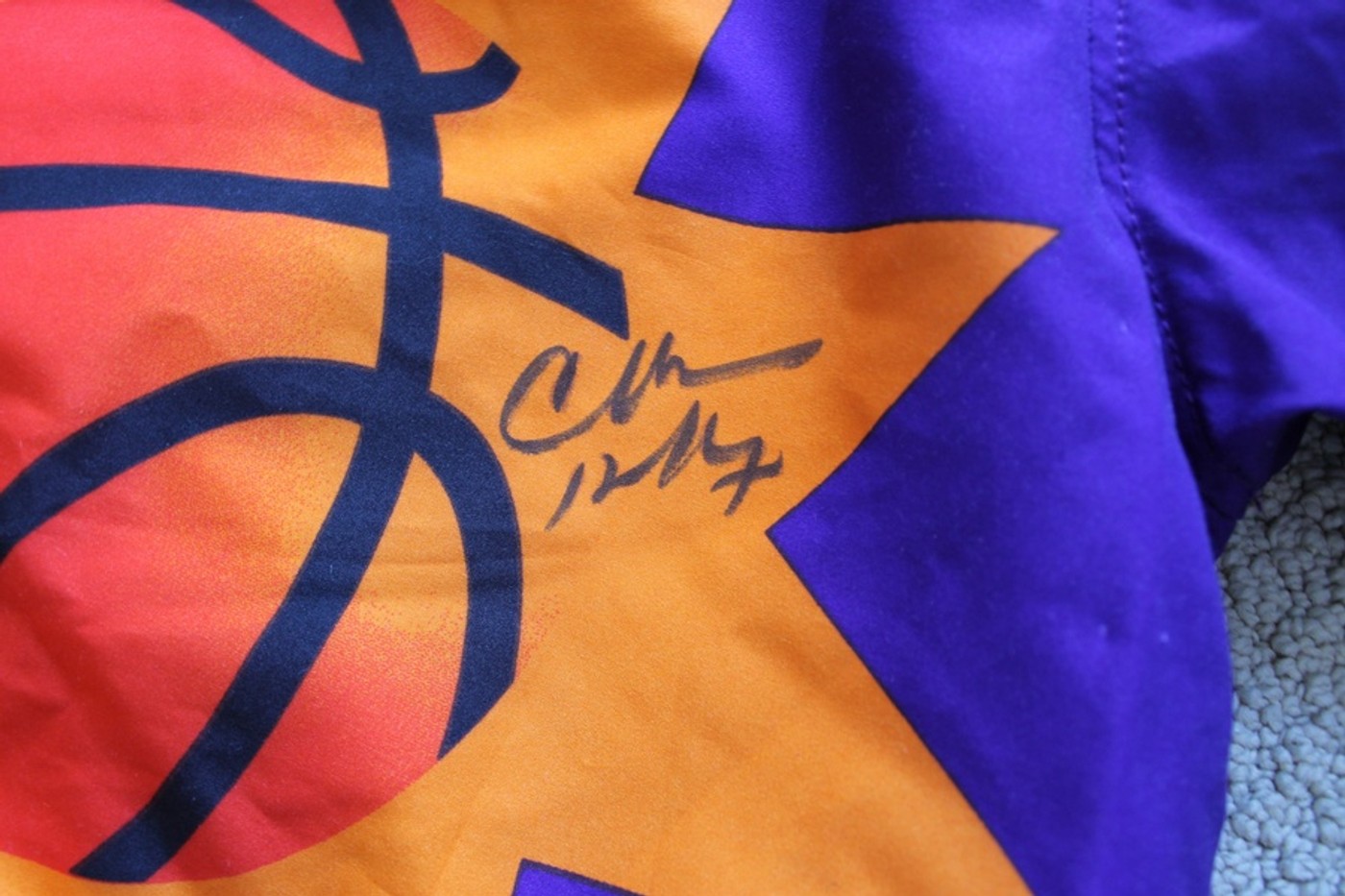 CHARLES BARKLEY NBA PHOENIX SUNS 1994-95 SIGNED AND GAME WORN WARM