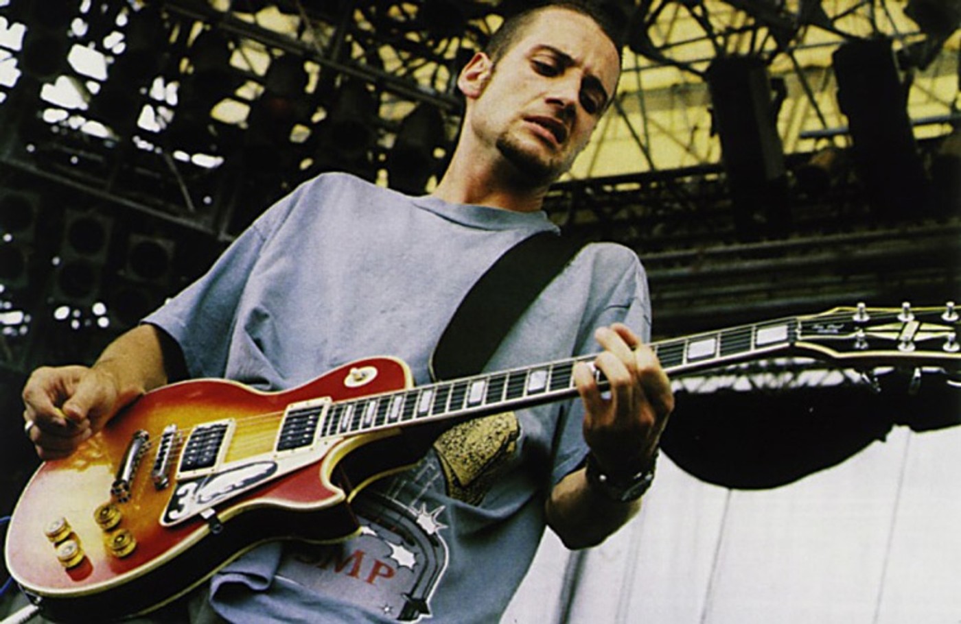 Stone Gossard With Pearl Jam Jamming At The 1992, 52% OFF