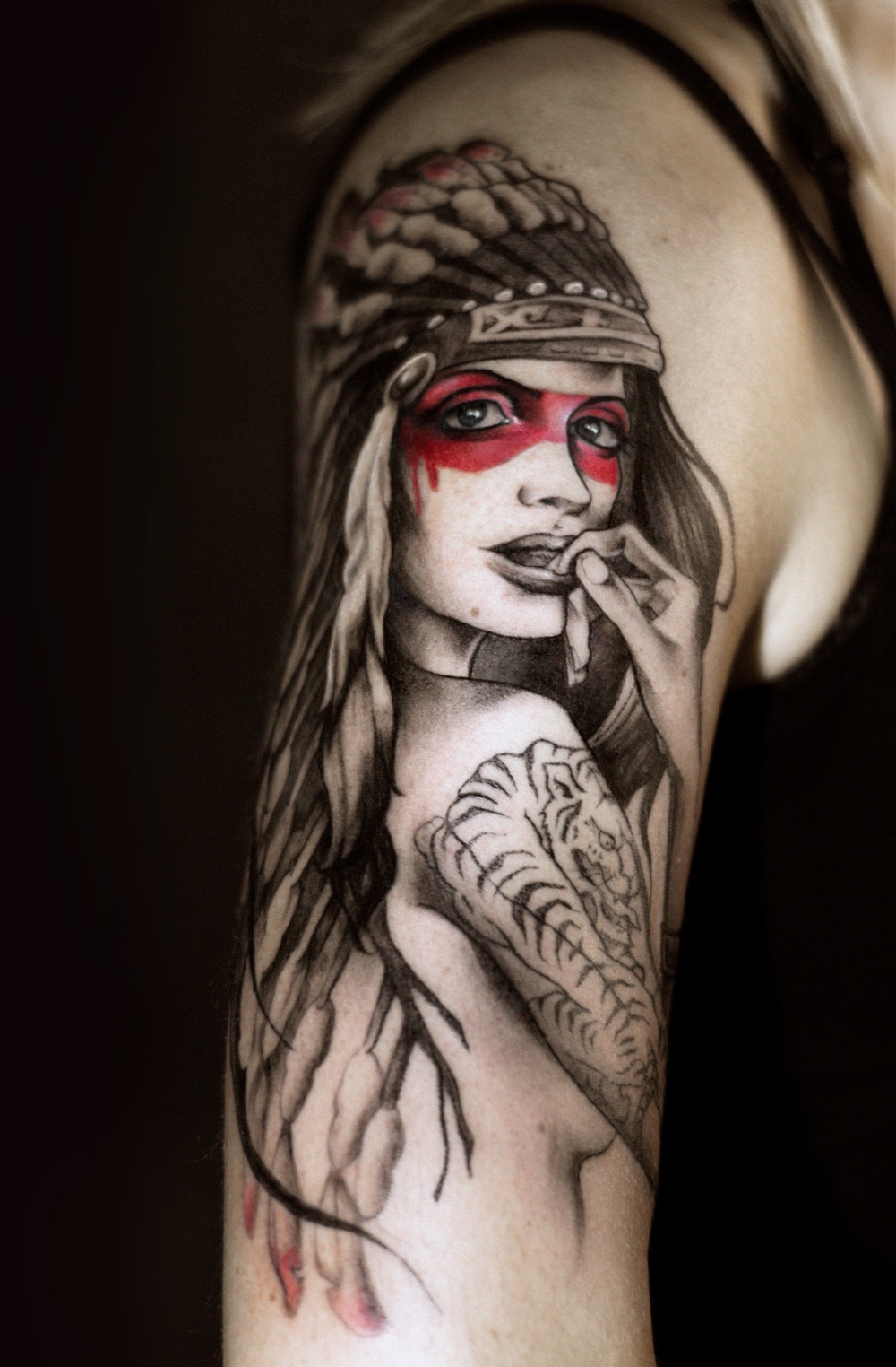 Tatuerare och foto:  Alejandra Andres, tatuerare i Barcelona