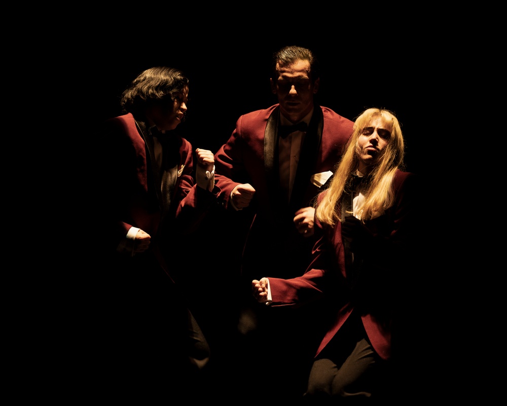 Dansare på bilden: Carla Mardones Ekberg, Riccardo Zandoná och Jennifer Wallén.