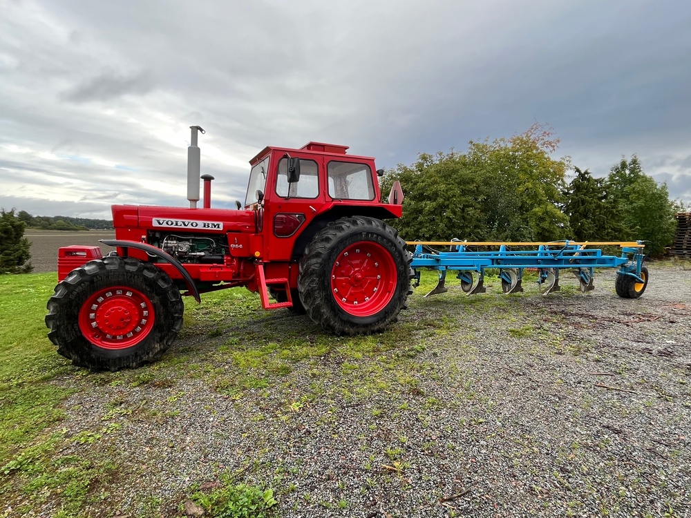 September var en rekordmånad för Klaravik, där maskiner för 421 miljoner bytte ägare. Till exempel hittade en Volvo BM-traktor från 1974 sitt nya hem via klaravik.se.