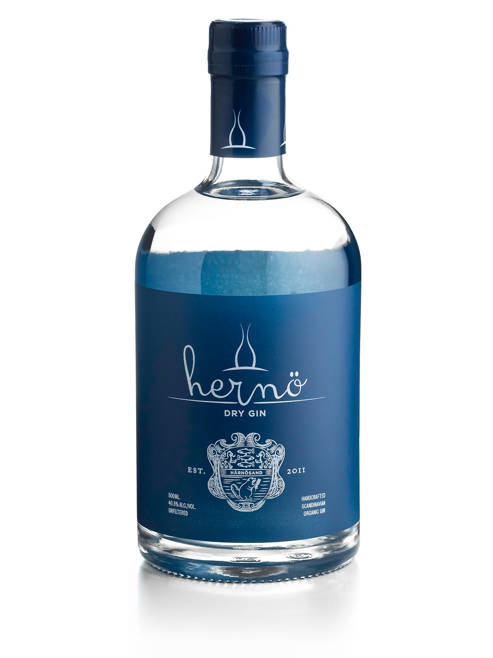 Crafted from natural and carefully selected organic botanicals, Hernö Dry Gin is a round and smooth London dry gin diluted to 40,5% ABV. Hernö Dry Gin is awarded with IWSC World’s best London Dry Gin and World’s best Gin & Tonic but is also very enjoyable on its own.