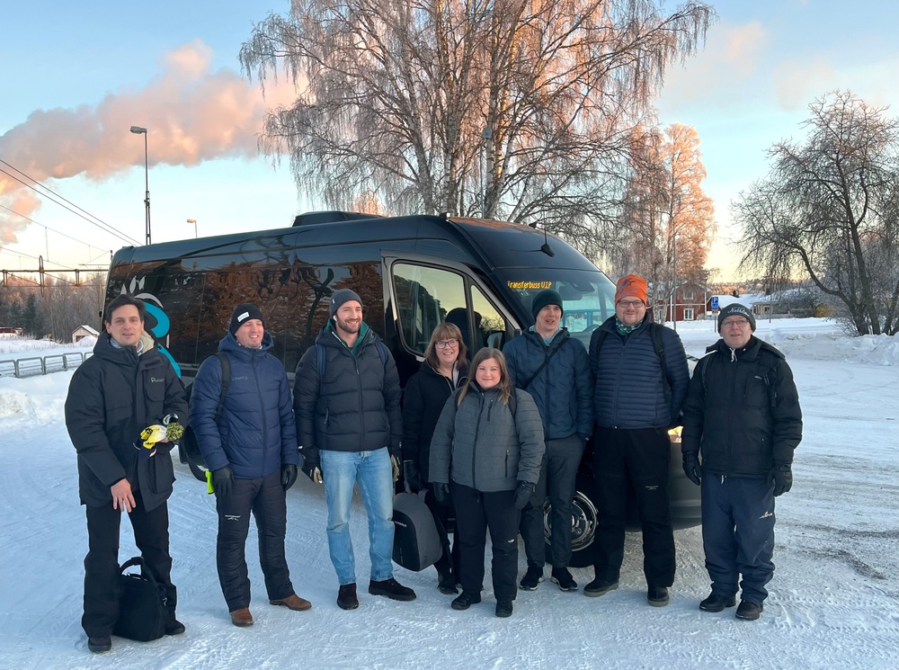 I ett gemensamt samarbete kommer 15 utvalda resenärer från fem olika Vindeln-företag i samarbete med Norrtåg genomföra ett pilotprojekt för säkert och hållbart resande.