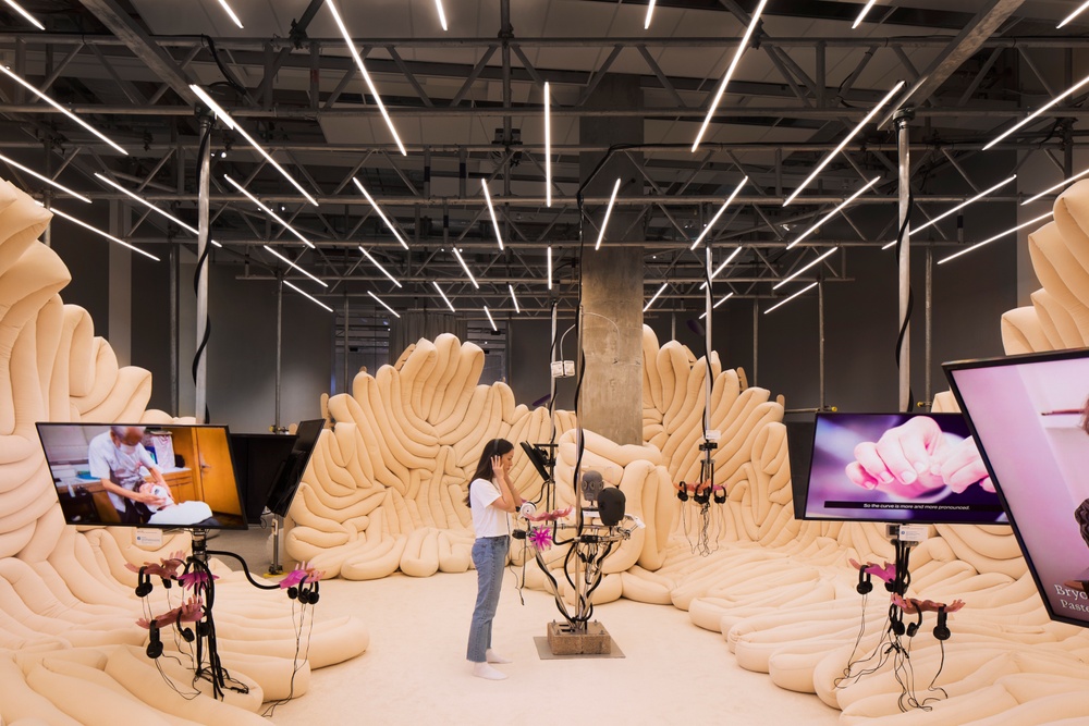 The ASMR Arena. Photo: Ed Reeve for the Design Museum
