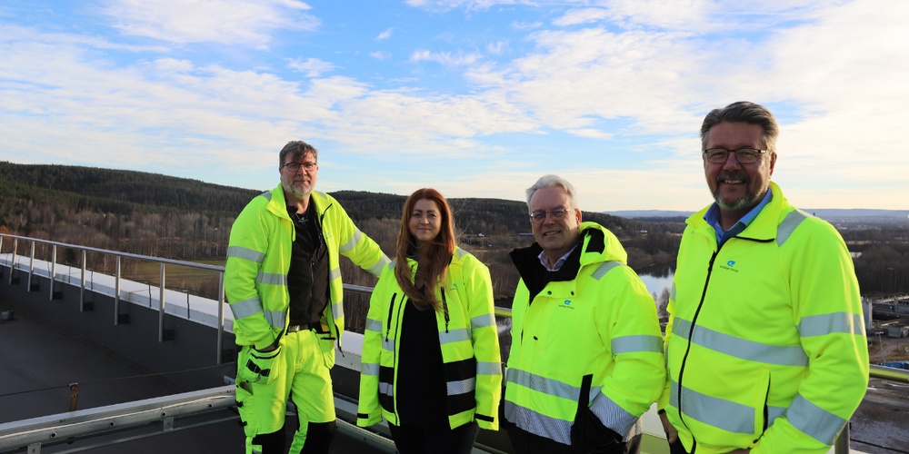 Bild på Martin Johansson, anläggningsägare Kvarnsveden Borlänge Energi, Sofie Eriksson, EU-parlamentariker, Ulrik Bergman, styrelseordförande Borlänge Energi och Mats-Erik Olofsson, vd Borlänge Energi.