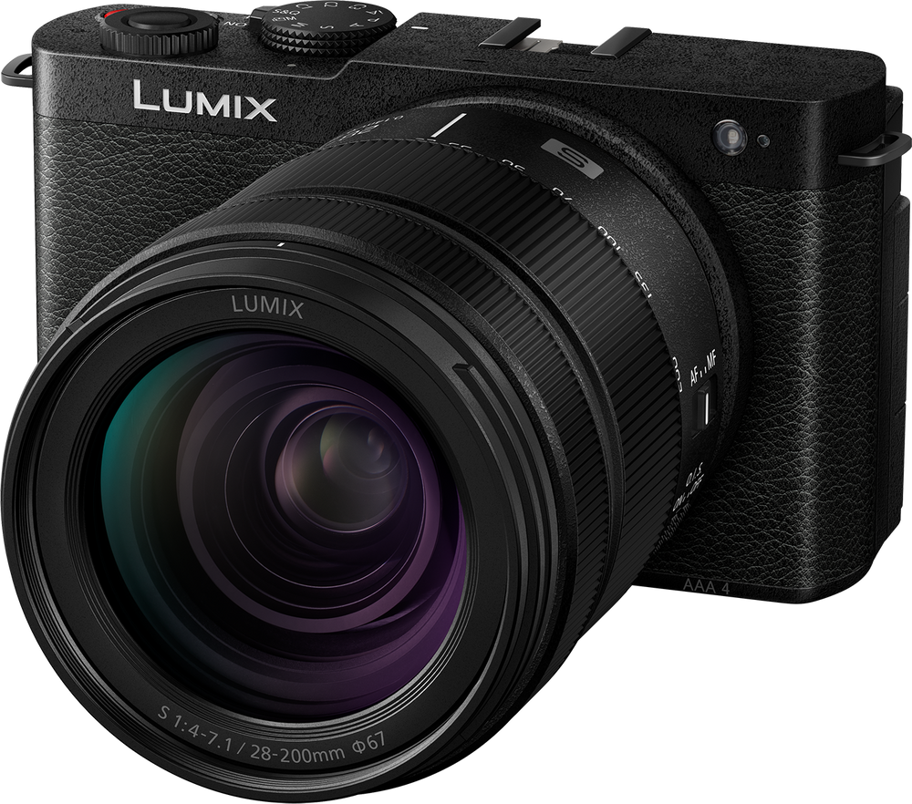 Panasonic Lumix S9