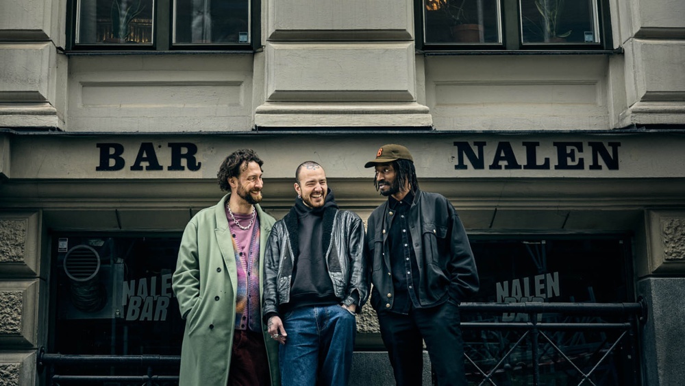 Markus Welin, Plato Mavrokostidis, Jaqe utanför Bar Soif på Nalen i Stockholm.