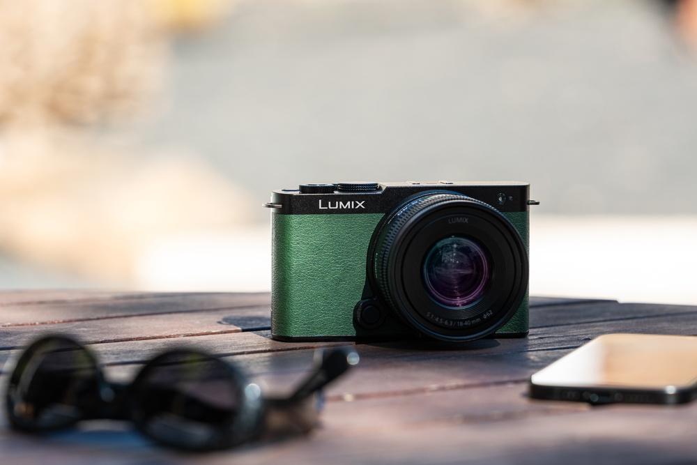 Panasonic Lumix S9