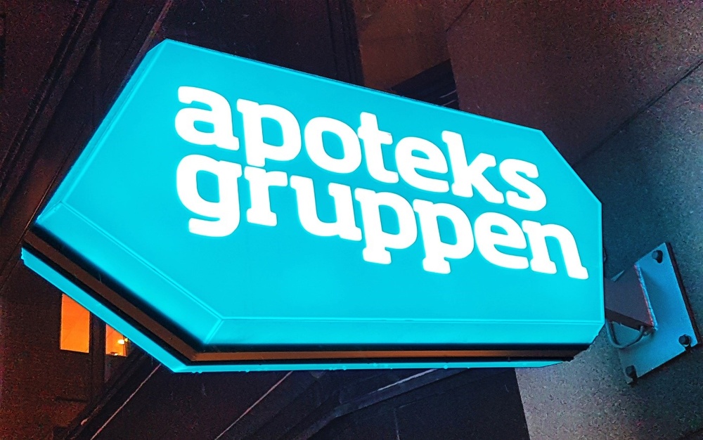 Apoteksgruppen_skylt