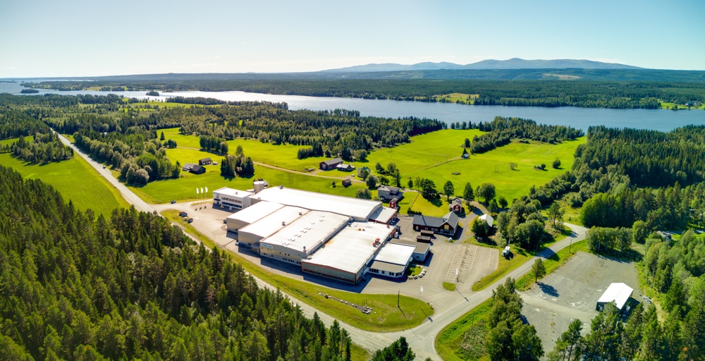 Production of Nord-Lock washers.