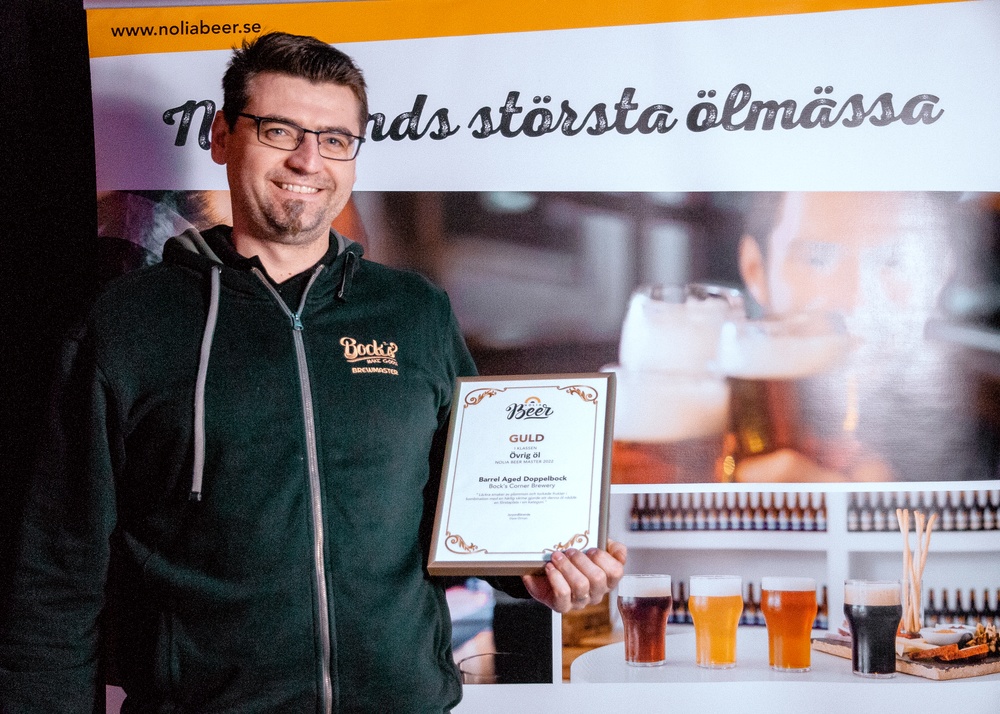 Bock’s Corner Brewery vann guld i kategorin övrig öl för sin Barrel Aged Doppelbock under Nolia Beers öltävling. Diplomet togs emot av Alexander Maier.